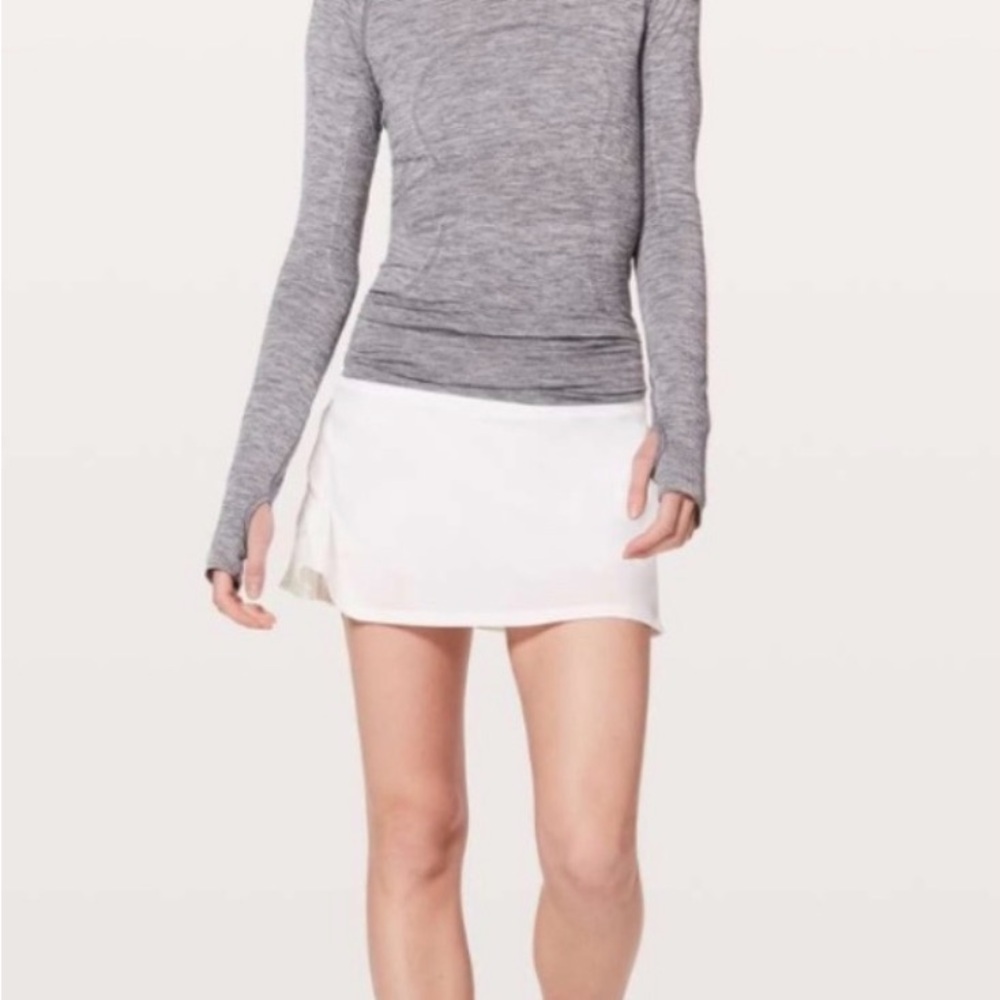 Lululemon Play off the Pleats White Skirt - size 14